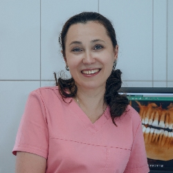 Солодкова Елена Леонидовна, врач стоматолог-терапевт